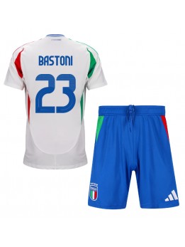 Billige Italia Alessandro Bastoni #23 Bortedraktsett Barn EM 2024 Kortermet (+ Korte bukser)